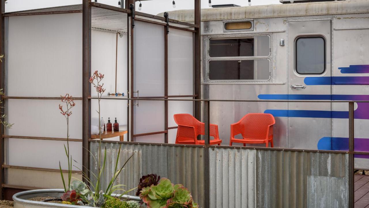 Waypoint Ventura Hotel Екстериор снимка